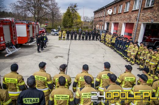 Strażacy ćwiczyli na terenie starego zakładu