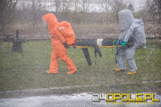 Strażacy ćwiczyli na terenie starego zakładu