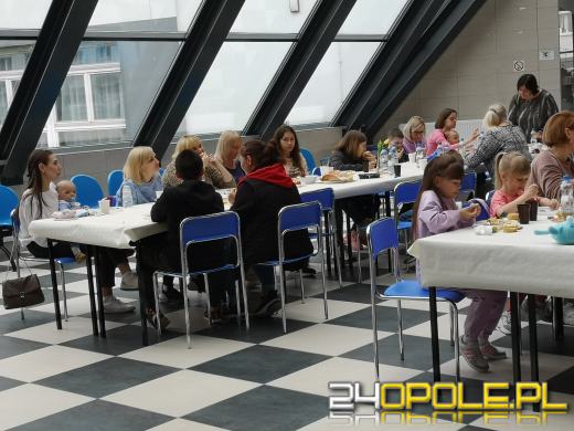 150 uchodźców z Ukrainy zjadło uroczyste śniadanie wielkanocne