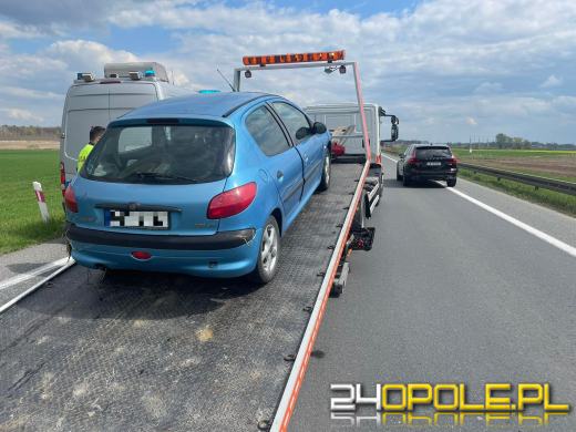 Samochód wypadł z drogi na obwodnicy Opola