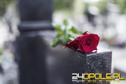 Zasiłek pogrzebowy 2022 - ile wynosi i jak o niego wnioskować?