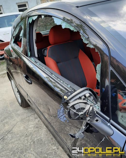 Mężczyzna biegał z siekierą po mieście. Namysłowscy policjanci podsumowali weekend majowy