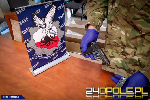 Rozbity gang o charakterze zbrojnym - przejęte 250 jednostek broni