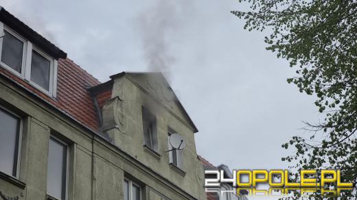 Pijany mężczyzna celowo podpalił mieszkanie, a zdjęcia wysłał żonie