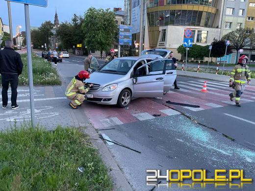 Wymuszenie pierwszeństwa przyczyną kolizji na rondzie w Opolu