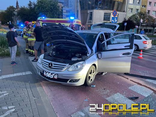 Wymuszenie pierwszeństwa przyczyną kolizji na rondzie w Opolu