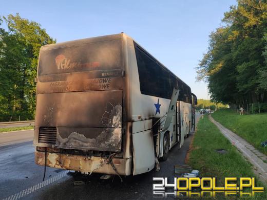 Pożar autobusu na pasie A4 w stronę Katowic