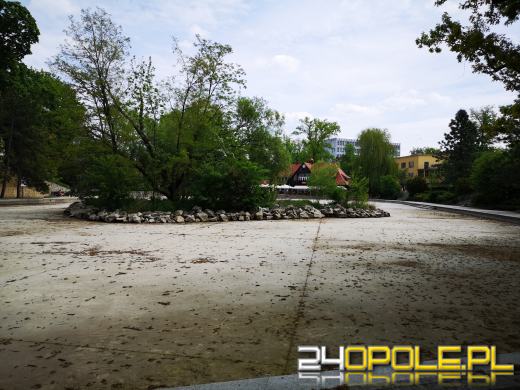 Fontanna przy Stawie Zamkowym sucha...planowany remont jeszcze się nie rozpoczął 