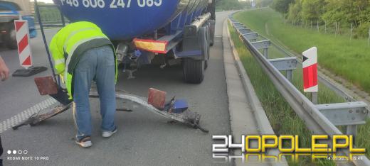 Kierowca BMW zasnął na A4 i najechał na tył ciężarówki