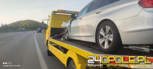 Kierowca BMW zasnął na A4 i najechał na tył ciężarówki