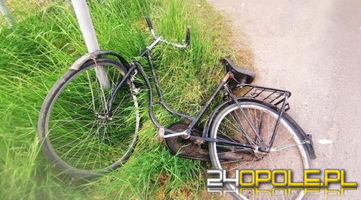 Rowerzysta zginął pod kołami busa. Tragedia w powiecie strzeleckim