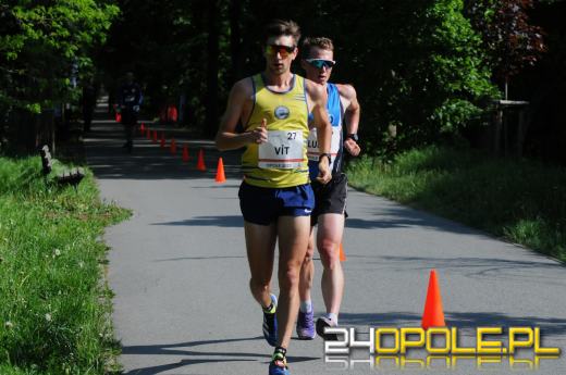 Najlepsi chodziarze "ścigają się" na Wyspie Bolko