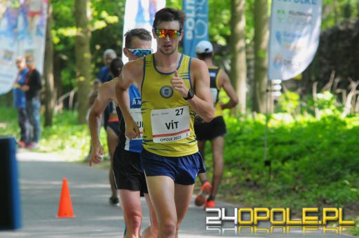 Najlepsi chodziarze "ścigają się" na Wyspie Bolko