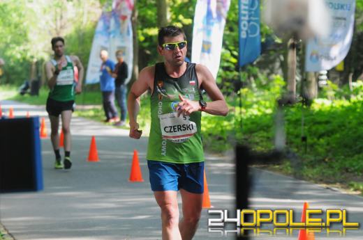 Najlepsi chodziarze "ścigają się" na Wyspie Bolko