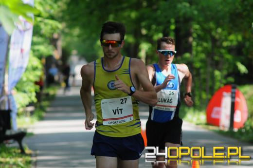 Najlepsi chodziarze "ścigają się" na Wyspie Bolko