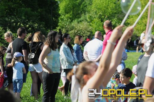 Cały park AK w bańkach mydlanych!