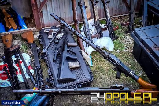 CBŚP przejęło broń, granaty i amunicję