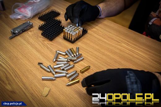 CBŚP przejęło broń, granaty i amunicję