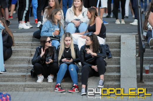 Uniwersytet Opolski zakończył koncertowanie. Dziś studenci balują na błoniach "Polibudy"