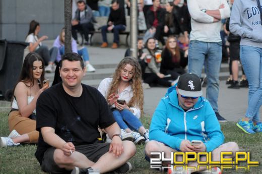 Uniwersytet Opolski zakończył koncertowanie. Dziś studenci balują na błoniach "Polibudy"