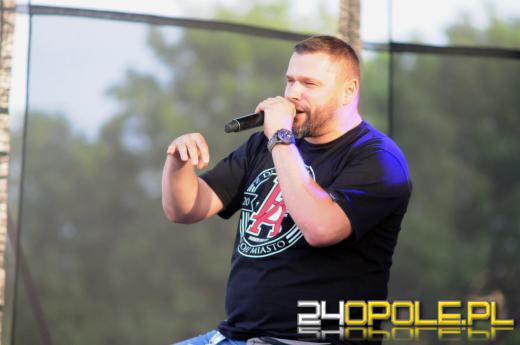 Ruszyły piastonaliowe koncerty na błoniach Politechniki Opolskiej - hip-hop przyciągnął tłumy