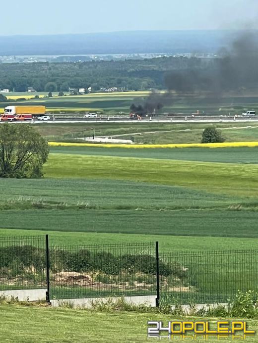 Pożar samochodu osobowego na opolskim odcinku A4