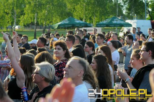 Rockowe brzmienia na błoniach Politechniki Opolskiej