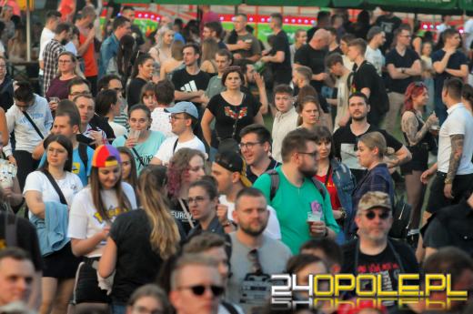 Rockowe brzmienia na błoniach Politechniki Opolskiej