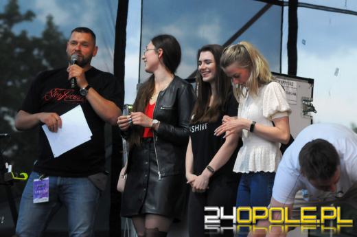 Rockowe brzmienia na błoniach Politechniki Opolskiej