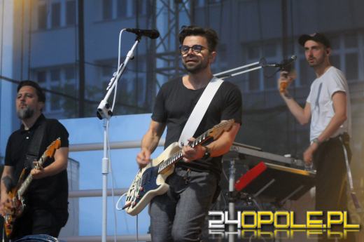 Rockowe brzmienia na błoniach Politechniki Opolskiej