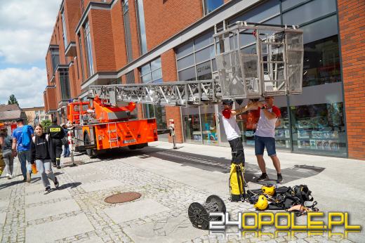 Najtwardsi strażacy rozpoczęli rywalizację w Opolu