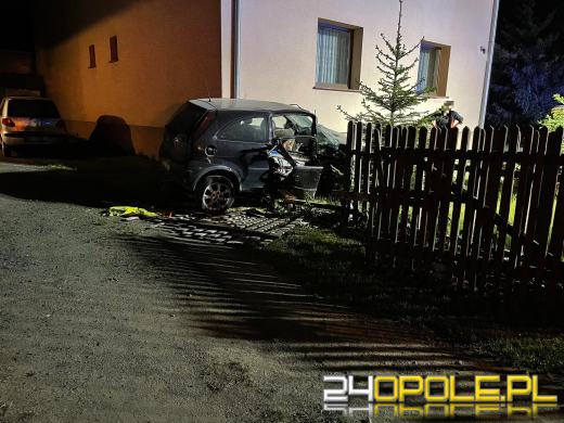 Tragiczne zdarzenie w Złotnikach. Zginął kierowca osobówki