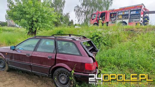 Wypadek w Bodzanowie. Dwie osoby trafiły do szpitala