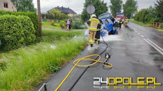 Wypadek w Bodzanowie. Dwie osoby trafiły do szpitala