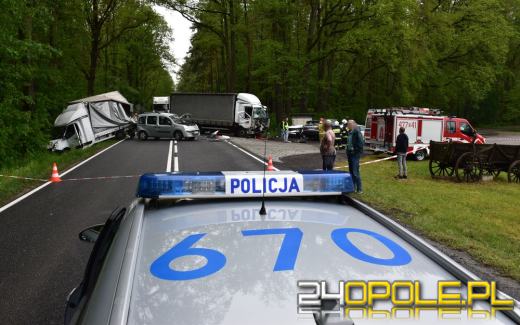 Karambol na DK-11 w Starym Oleśnie. Policjanci wyjaśniają okoliczności