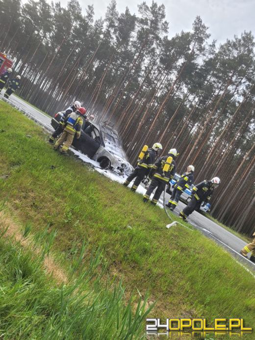 Pożar samochodu na trasie Grodziec-Myślina
