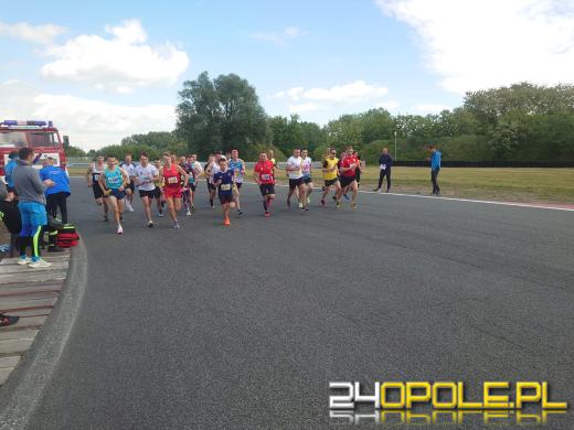 Strażacy z województwa opolskiego lubią biegać. Pokazali to na zawodach