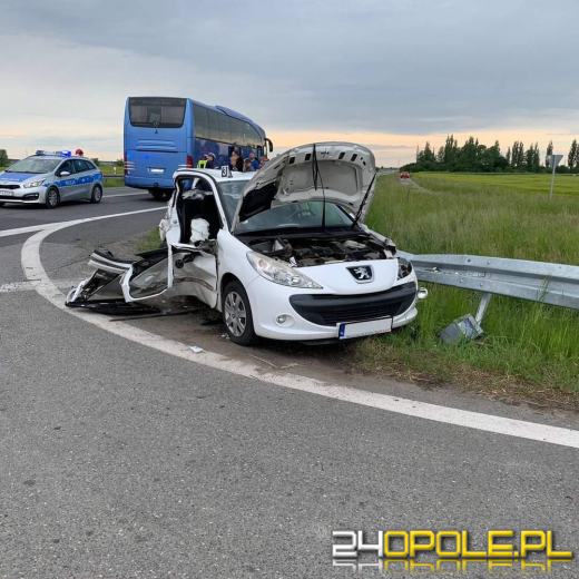 Wypadek w powiecie kluczborskim. Droga jest zablokowana