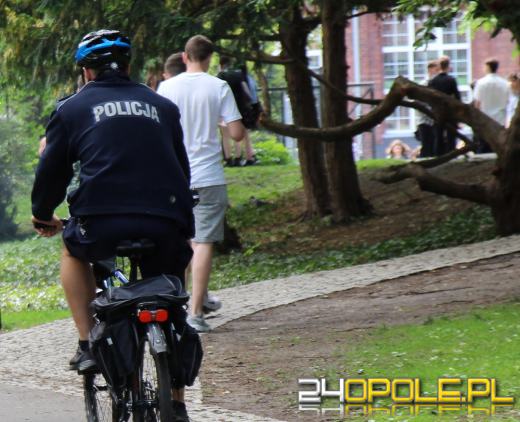 Policjanci na rowerach dbają o nasze bezpieczeństwo