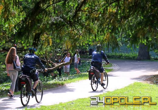 Policjanci na rowerach dbają o nasze bezpieczeństwo
