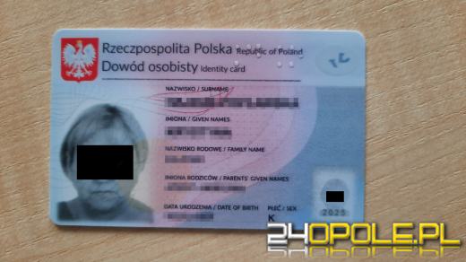 Warszawa: Ucharakteryzowała się na 85-latkę, aby przejąć mieszkanie warte 4 miliony złotych