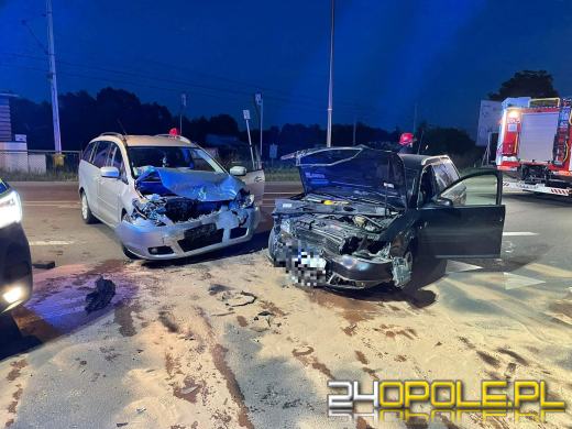 Wypadek w pobliżu przejazdu kolejowego na Alei Przyjaźni w Opolu 