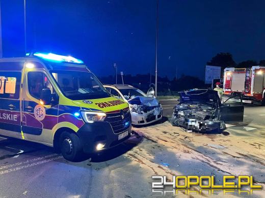 Wypadek w pobliżu przejazdu kolejowego na Alei Przyjaźni w Opolu 