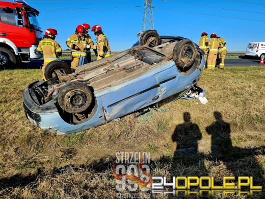 Dachowane pojazdu na brzeskim odcinku A4