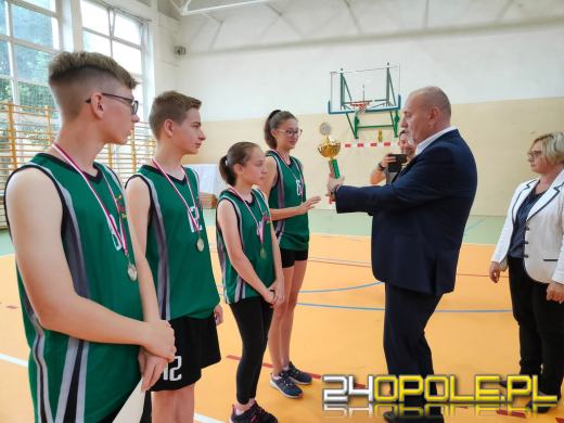 Otwarcie nowoczesnego boiska połączone z zawodami