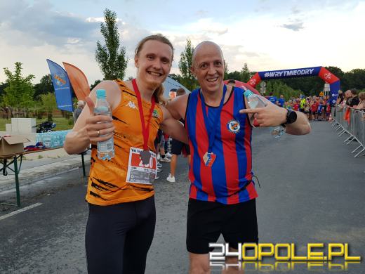 Kończy 77 lat i przechodzi drugą młodość. Za nami urodzinowy Bieg Odry Opole