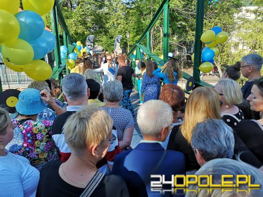 Oficjalnie otwarto Most Groszowy w festiwalowym wydaniu
