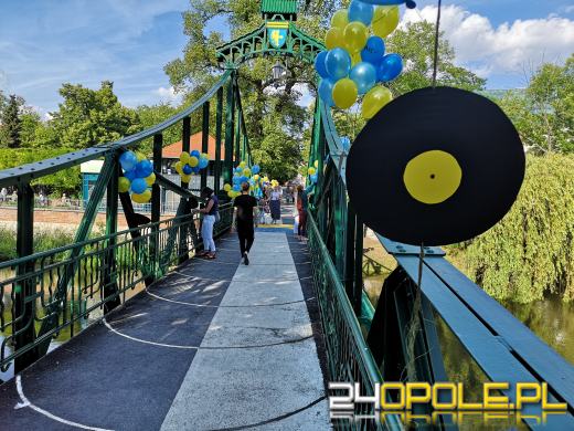 Oficjalnie otwarto Most Groszowy w festiwalowym wydaniu