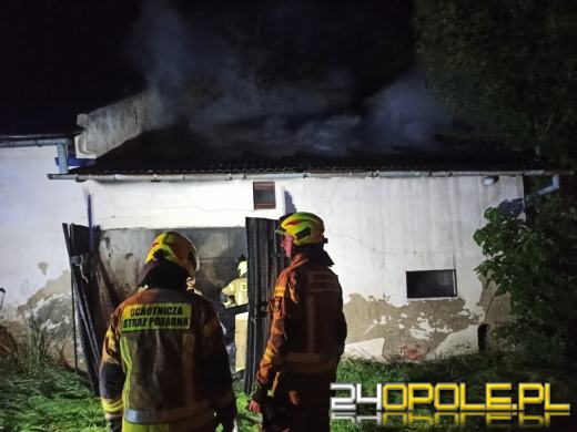 Pożar budynku gospodarczego w Jabłonce