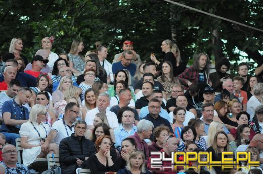 Amfiteatr pełen widzów. Dawno nie było takiej frekwencji na festiwalu!